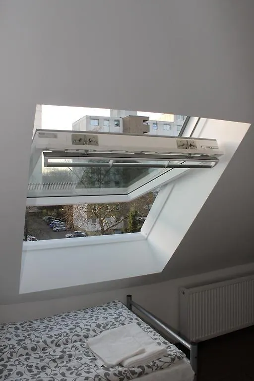 Kln Apartments Kolonia