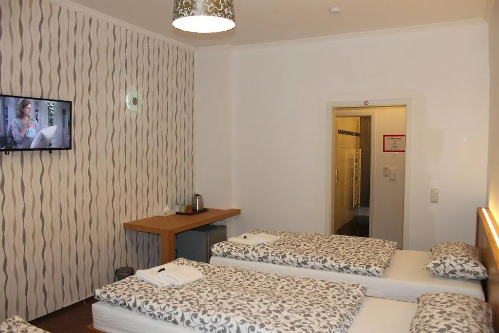Kln Apartments Kolonia